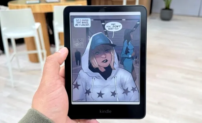 Amazon Kindle Colorsoft.