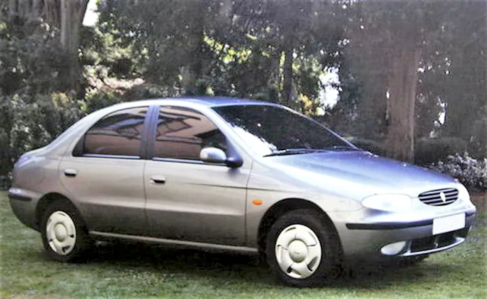 dacia d33 renault italia
