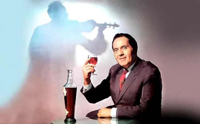 Gică Petrescu, regele muzicii de petrecere din România. Foto colorizare Playtech