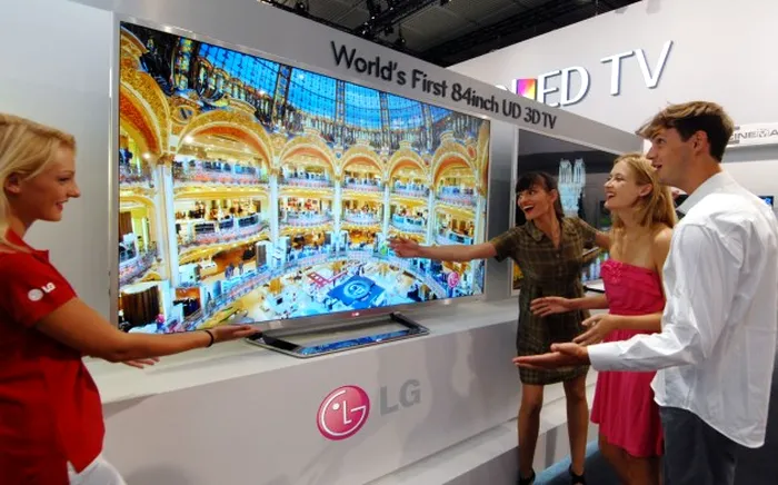 LG UD 3D TV