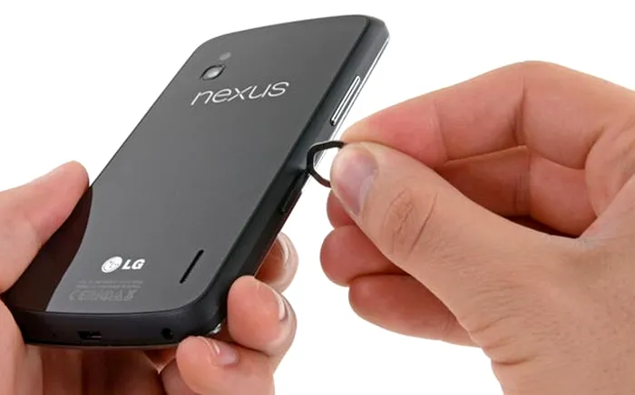 LG Nexus 4 MicroSim