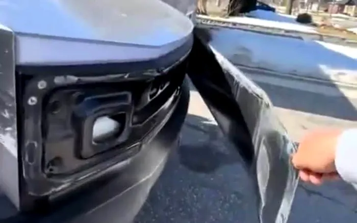 Elon Musk Tesla Cybertruck piese 3