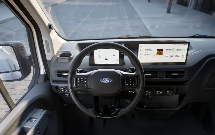 Ford Transit City - interior