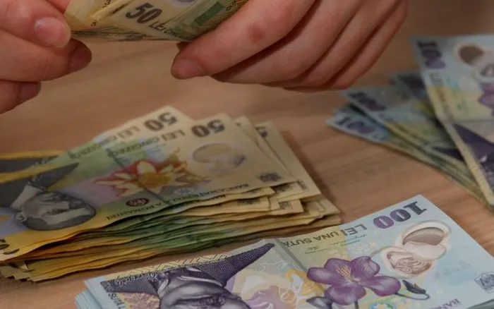 Cum să obții ajutorul financiar din cadrul proiectului Bani de Liceu?
