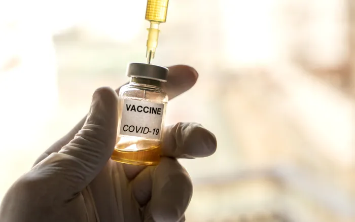 Ce efecte secundare are vaccinul anti-COVID testat de americani. Câți bani primesc voluntarii