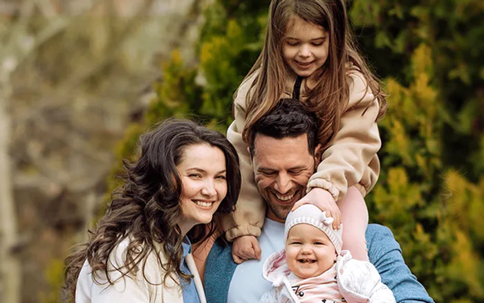 Adrian Nartea a dat din casă. Ce probleme îi fac deja fetele: "Așa sunt de încăpățânate, Doamne!" VIDEO EXCLUSIV