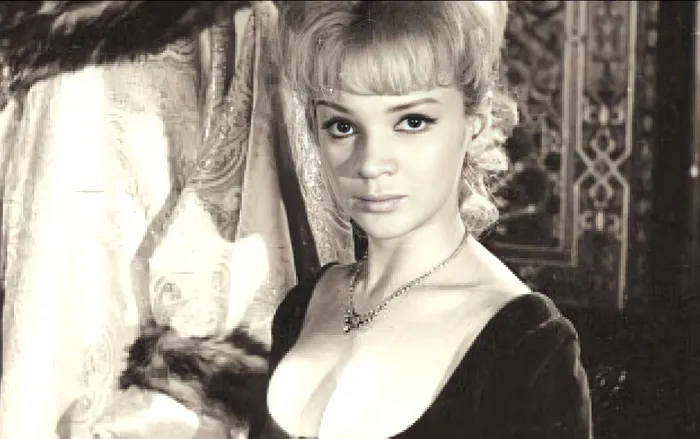 Aimee Iacobescu in rolul Domnita Ralu - Filmul Haiducii
