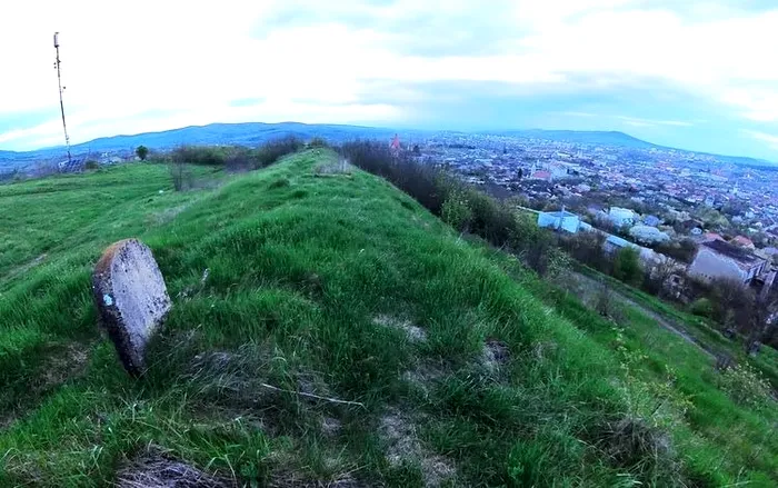 cetate-dacica-dealul-sanpetre-hunedoara-castelul-corvinilor