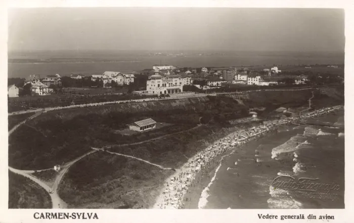 Cea mai veche staţiune de pe litoralul românesc, în con de umbră. Era cea mai luxoasă acum peste 100 de ani, legătura cu Mihail Kogălniceanu