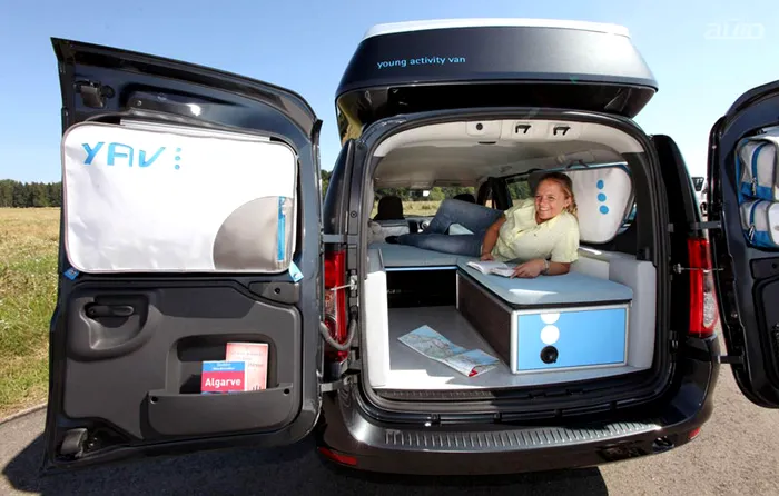 Dacia Logan MCV Young Activity Van concept camper