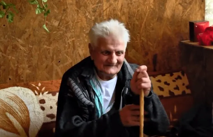 Bărbatul revenit după 30 de ani 