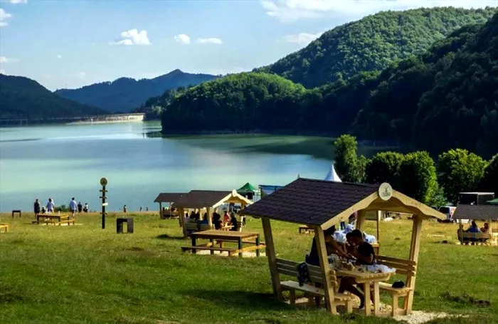 Obiectele care nu trebuie să-ți lipsească din bagajul de munte.