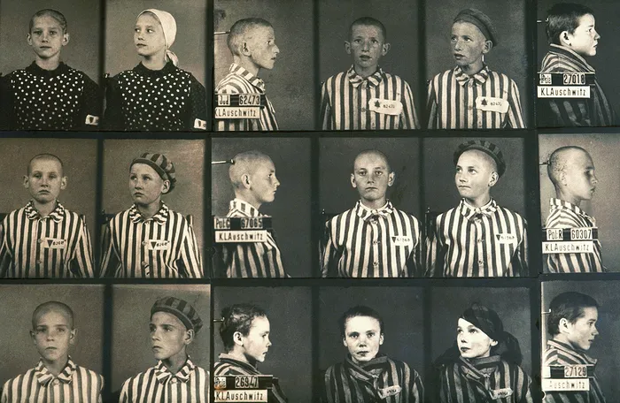 Prizonieri fotografiati la Auschwitz