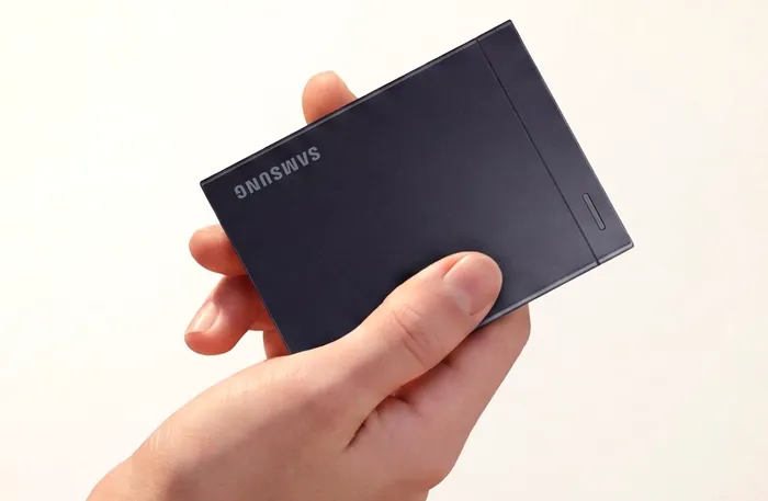 Samsung lansează SSD-urile externe P9 și P7