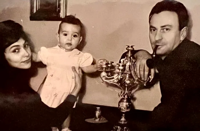 Amza Pellea, alături de soția Domnica și fiica lor Oana