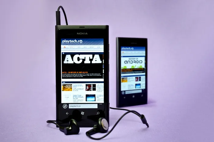 Nokia Lumia 800 windows phone 7