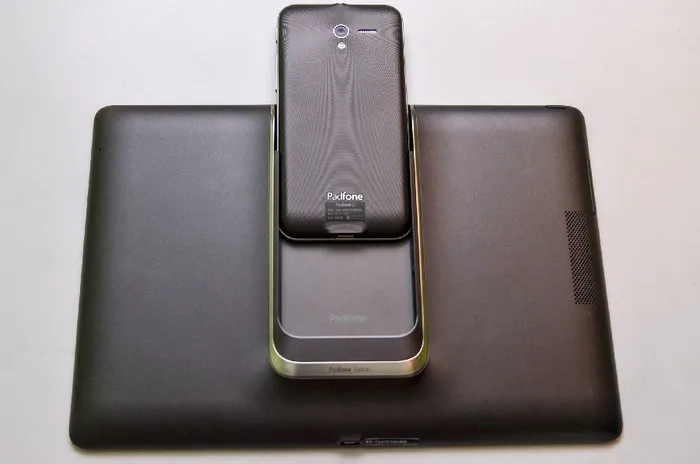 Asus Padfone 2 Station insert