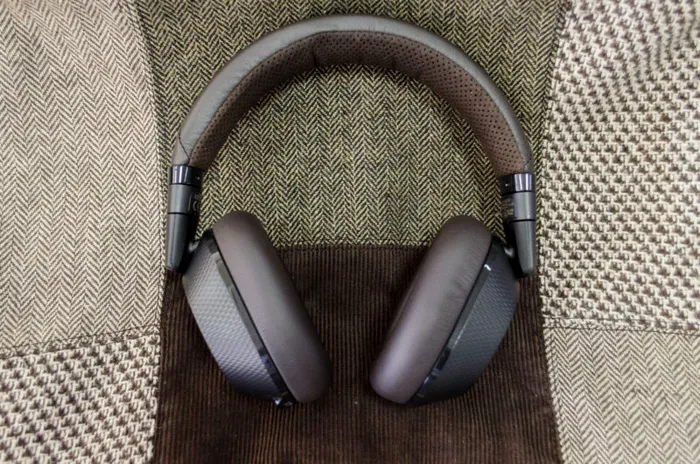 plantronics backbeat pro 2