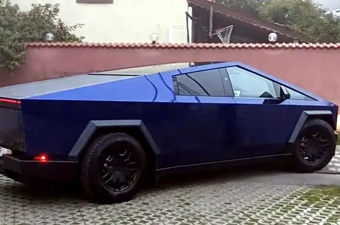 tesla cybertruck bucuresti romania 02