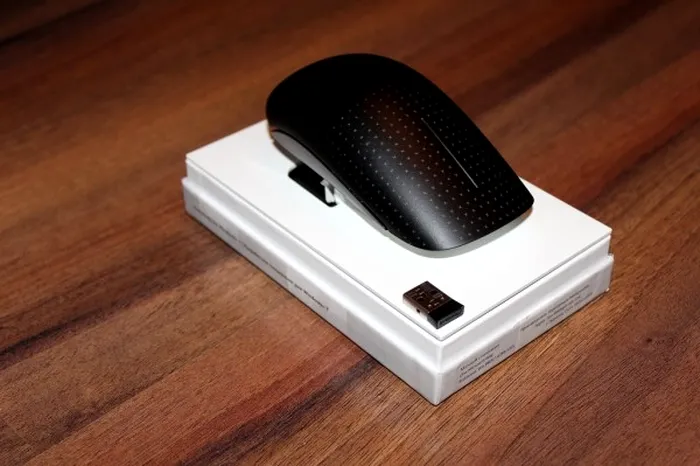 Microsoft Touch Mouse deschidere