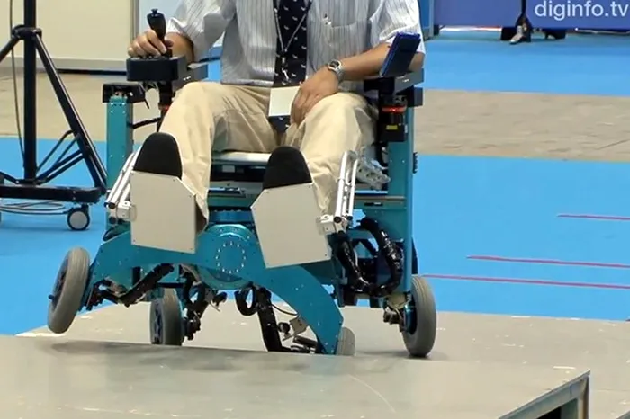 Scaun cu rotile robotic