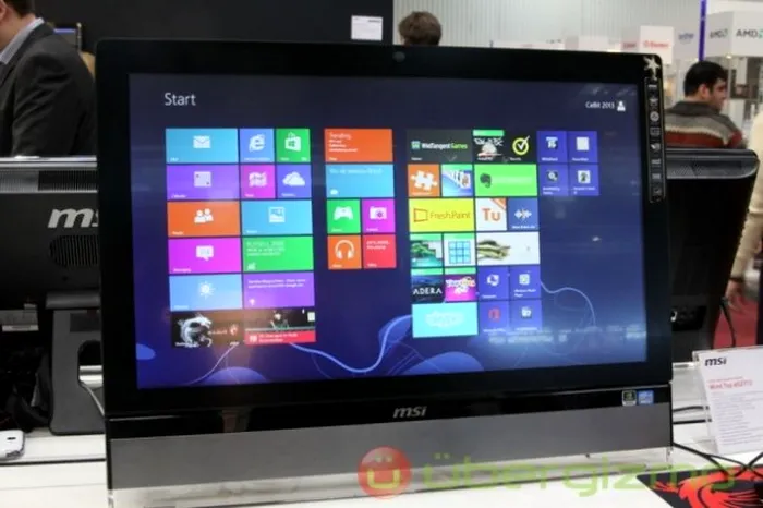 MSI-AG2712-900-00-640x426