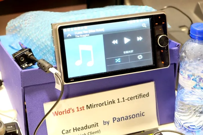 Car Headunit Panasonic MirrorLink
