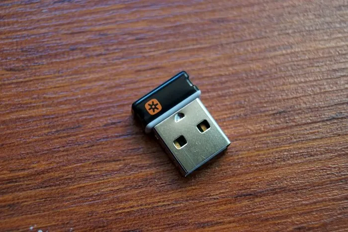 Logitech K830 Review (7)