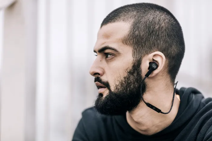 B&O beoPlay H5 Bluetooth in-ear