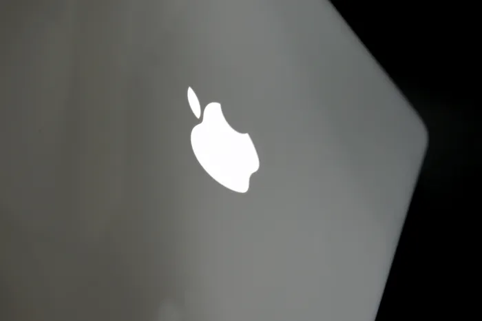 Apple MacBook logo