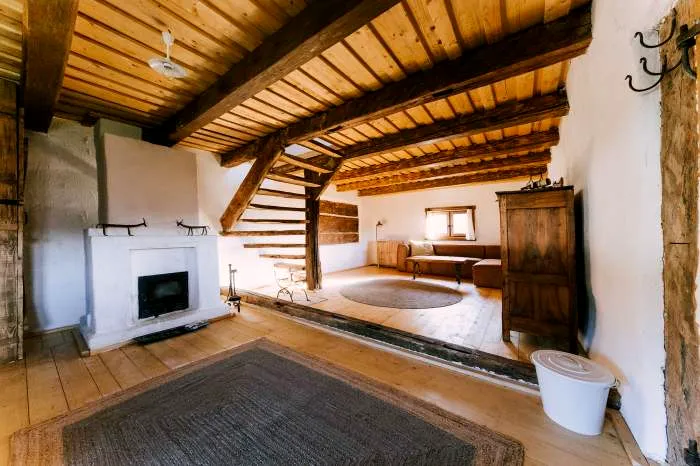 Satul „Albastru” - „Micul Maramureș” - interior