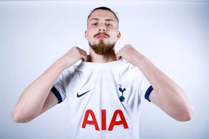 Florin Manea a dezvăluit câte milioane de euro a încasat după transferul lui Radu Drăgușin la Tottenham. Suma e uriașă