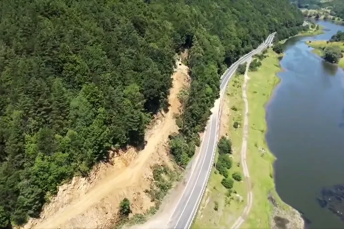 Când se va relua circulația pe Valea Oltului. Anunțul făcut de ministrul Transporturilor