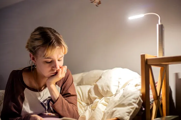 Începând de luni, 21 aprilie, a doua zi de Paște, mai multe zone din București, Ilfov și Giurgiu vor fi afectate de întreruperi în alimentarea cu energie electrică.