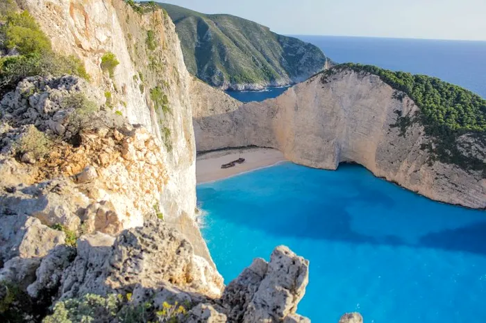 Ce poţi face pe Plaja Navagio, considerată a fi cea mai frumoasă din Europa?