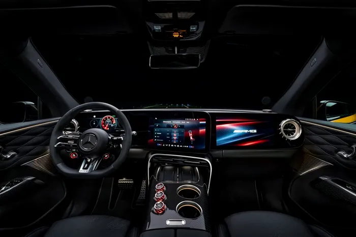Mercedes-AMG GT SUV electric - interior