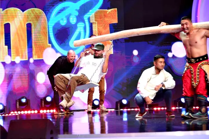 LIVE TEXT iUmor, 20 septembrie, la Antena 1. Delia, Cheloo și Bendeac, uluiți de un mongol. Ce le-a făcut