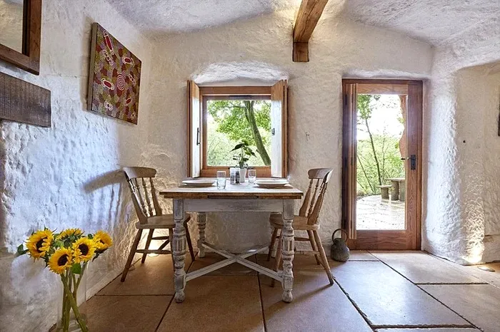 rockhouse-retreat-by-angelo-mast