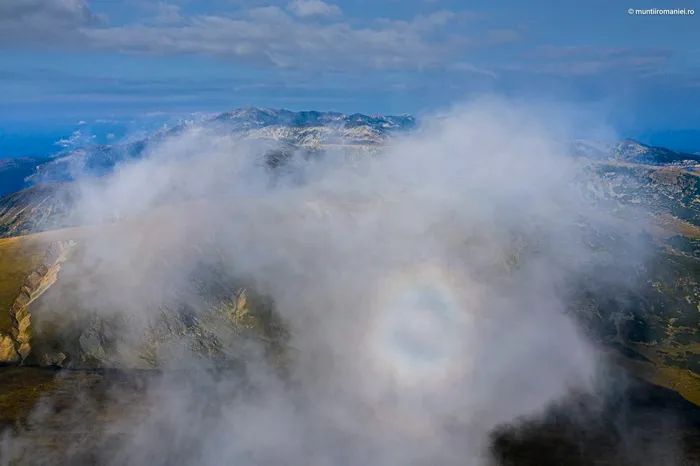 Fenomenul Gloria. Apariția bizară (sursa: Zbor peste Munții României)