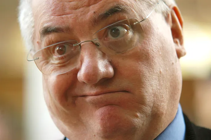 Mitică Dragomir, pensionarul de lux care o susține pe Gabriela Firea