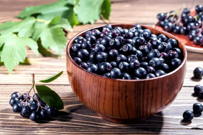 Fructe de aronia