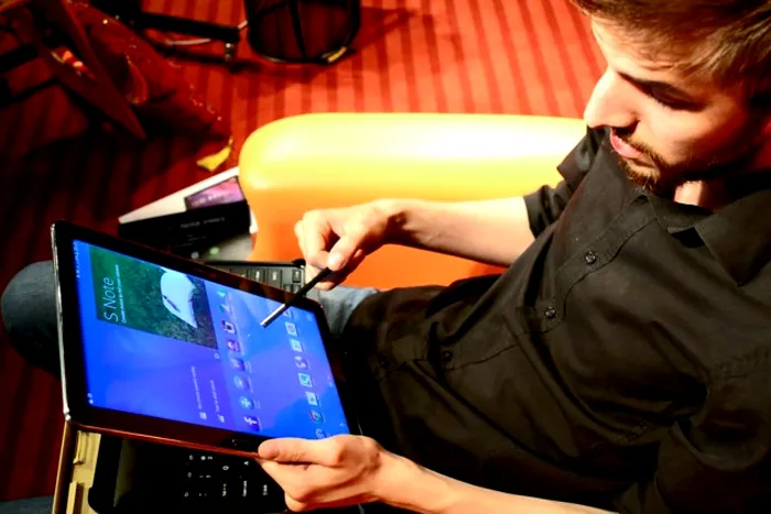 Sasmsung Galaxy Note 12--11