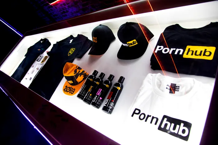 pornhub magazin suveniruri sex