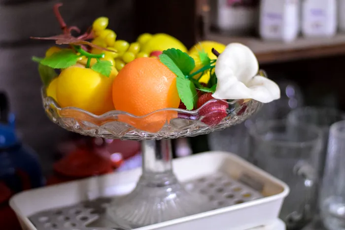 Fructe false Muzeul Consumatorului Comunist