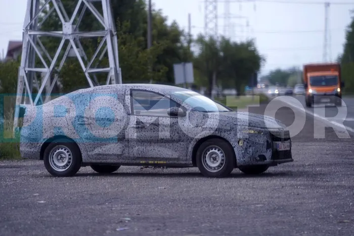 Dacia Logan in probe