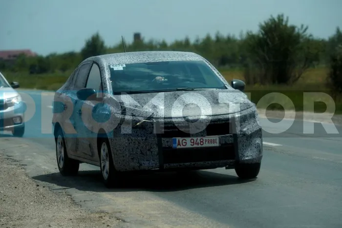 Dacia Logan in probe