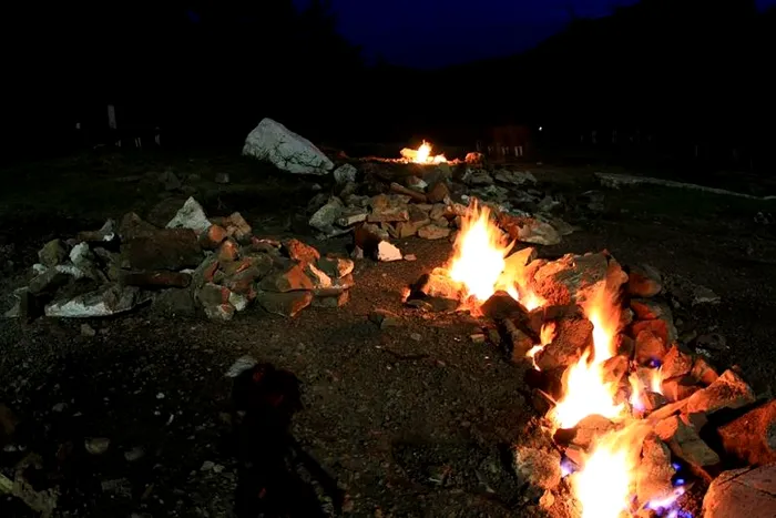 fenomenul focului viu