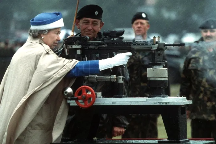 regina-elisabeta-ii-a-luptat-armata-al-doilea-razboi-mondial-3