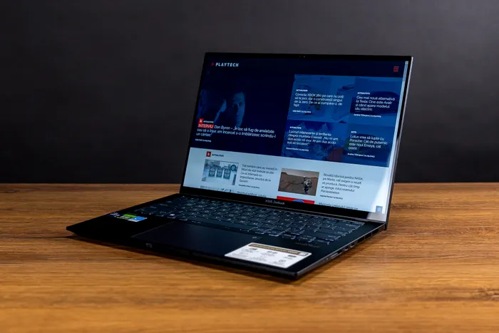 Laptop ASUS Zenbook Pro 14 OLED UX6404V