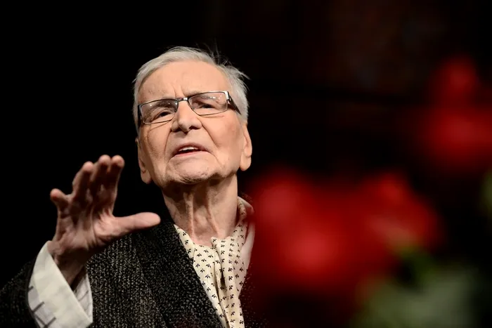 Piesele sale se joacă și astăzi în teatrele românești. Cum i-a influențat destinul Victor Ion Popa lui Radu Beligan